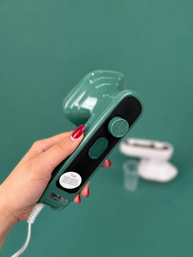 مینی اتو بخار مسافرتی اورجینال مدل Dry Iron (مخزن دار)